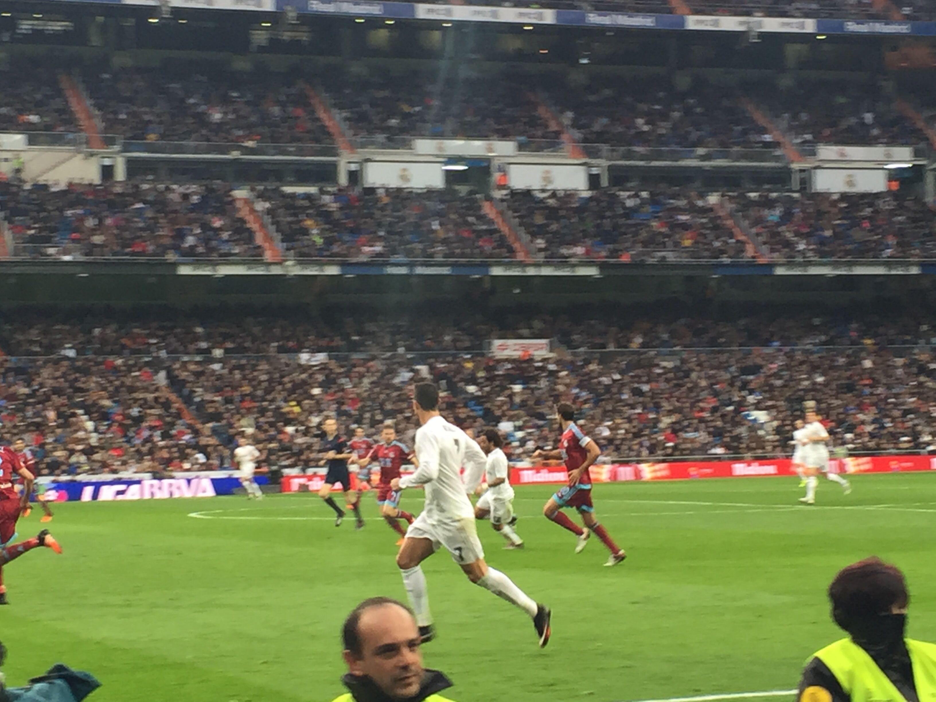 合作关系更 合作关系更