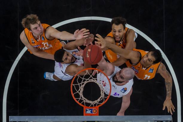 展现无与伦 展现无与伦